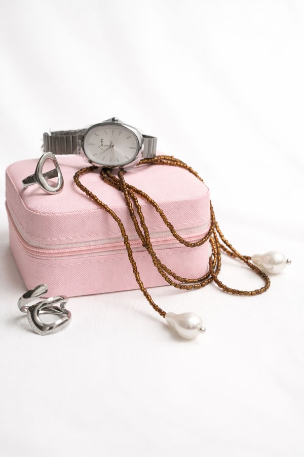 Look Editorial — Set de Joyería Martina