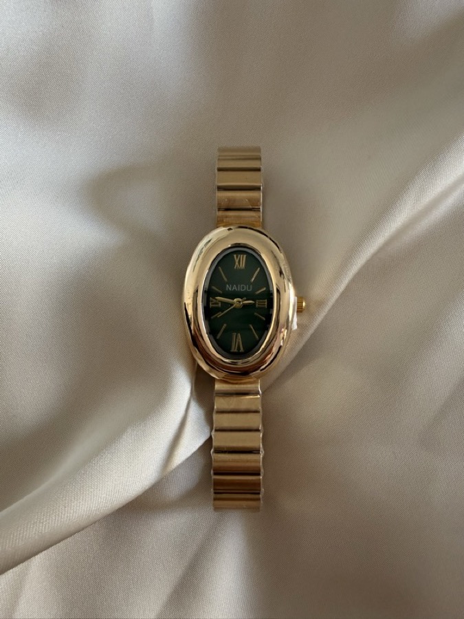 Reloj Esmeralda detalle